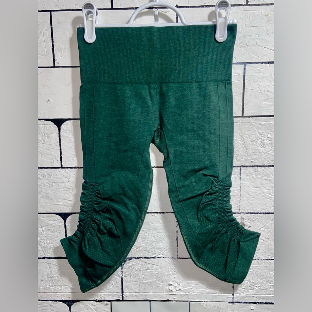 Lululemon In The Flow Crop II Sz 4 Heathered Forest